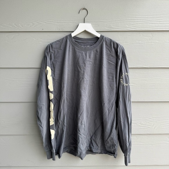 Set Active• Long Sleeve Womens Shirt - Picture 1 of 4